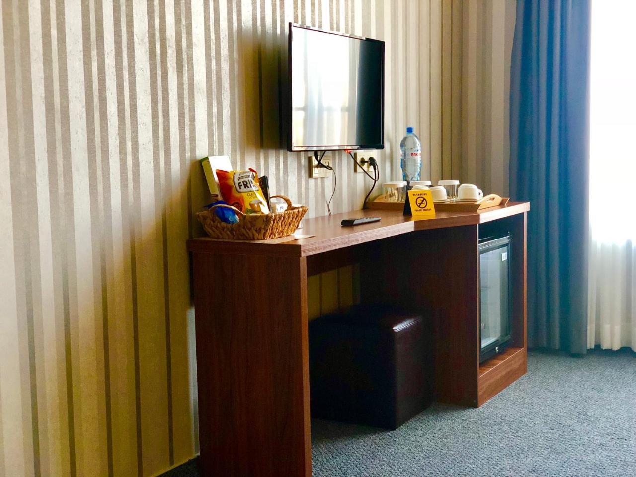 Tbili Hotel Tbilisi Kamer foto