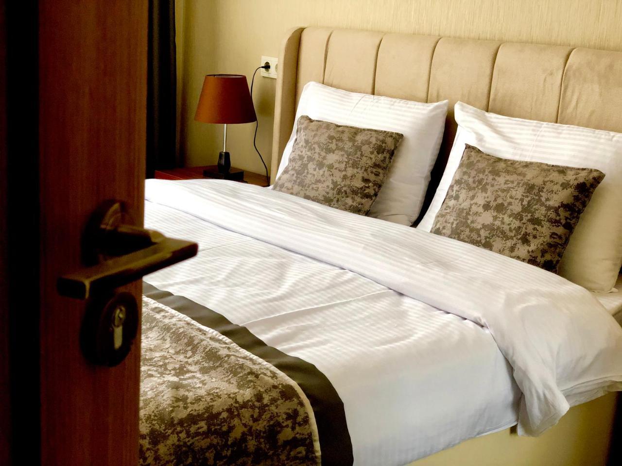 Tbili Hotel Tbilisi Kamer foto